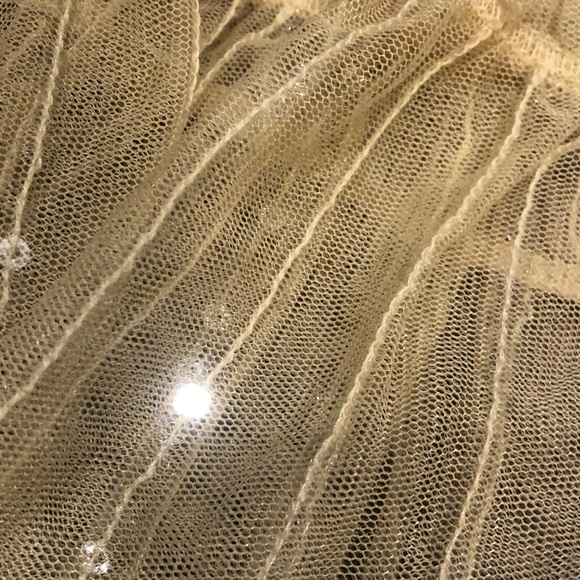 Tulle tank top with sequins - Picture 3 of 3